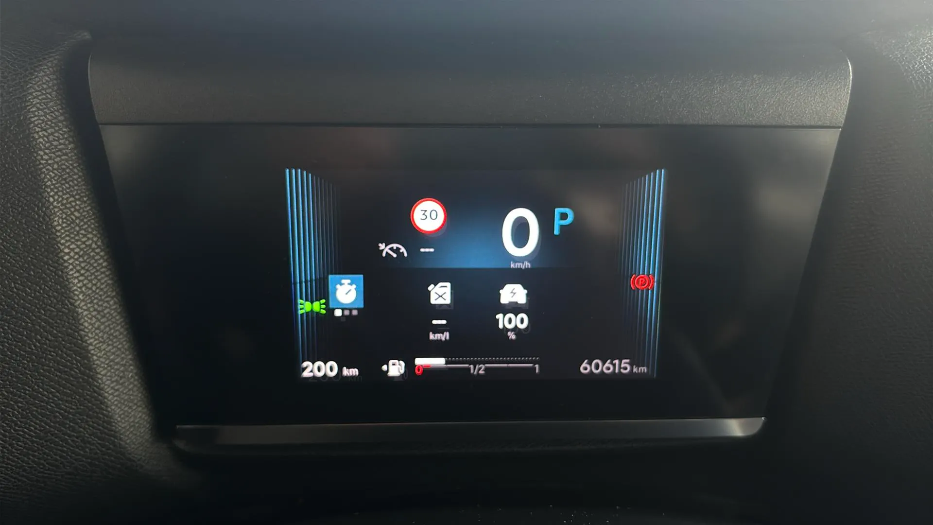 Citroën C4 X Hybrid 136 e-DCS6 Plus - foto 15