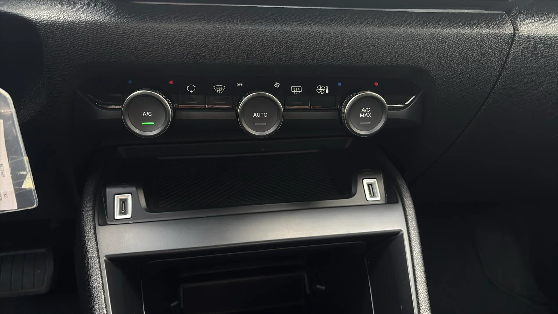 Citroën C4 X Hybrid 136 e-DCS6 Plus - foto 19