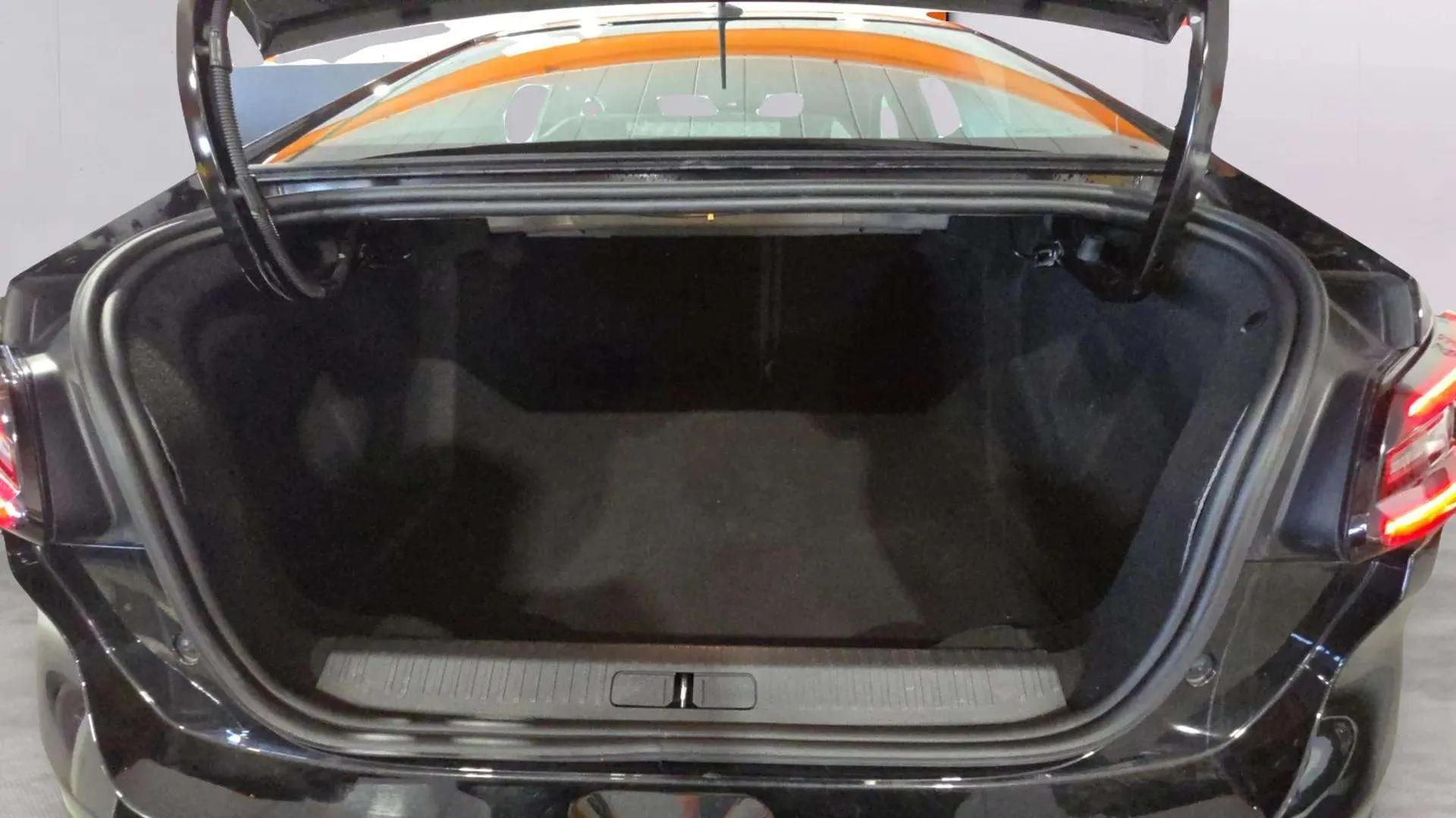 Citroën C4 X Hybrid 136 e-DCS6 Plus - foto 13