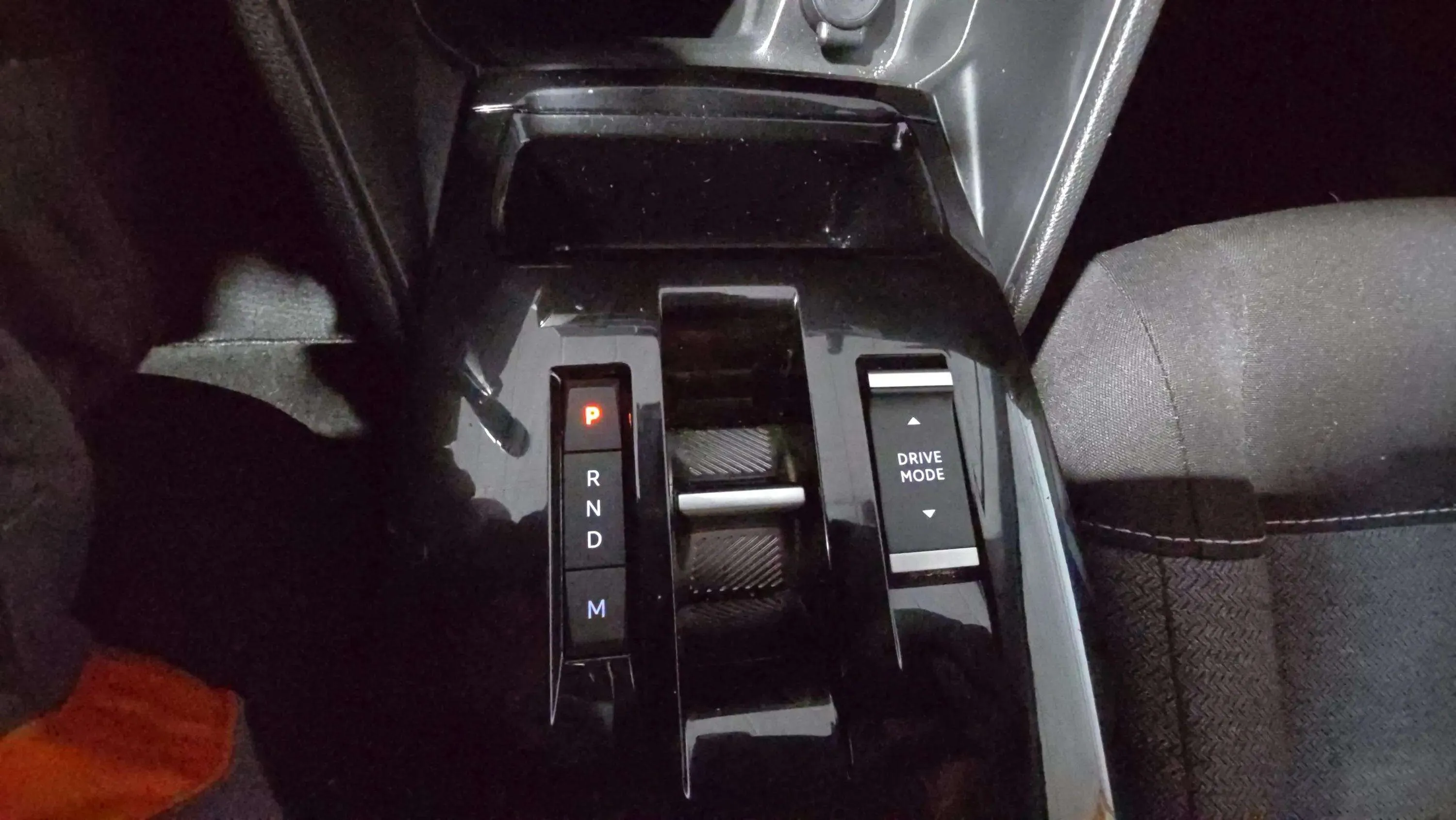 Citroën C4 X Hybrid 136 e-DCS6 Plus - foto 18