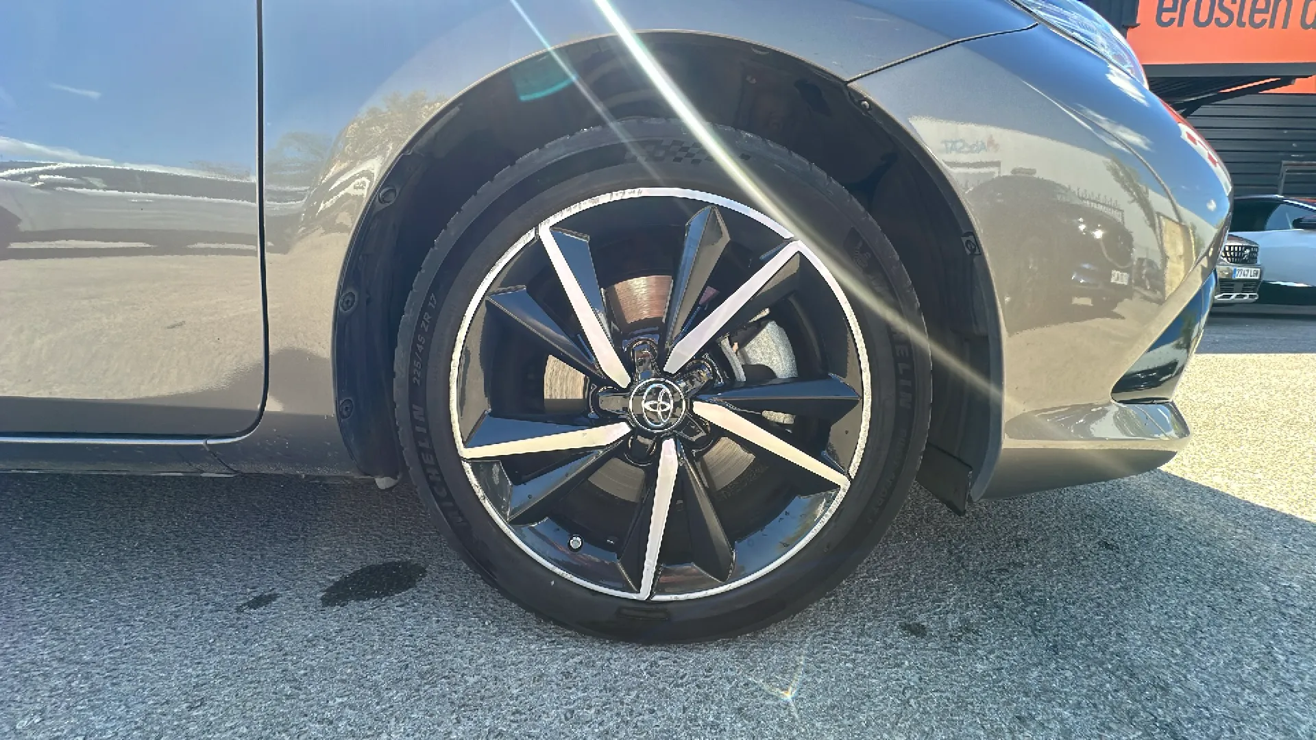 Toyota Auris 1.8 140H Hybrid Feel! - foto 25