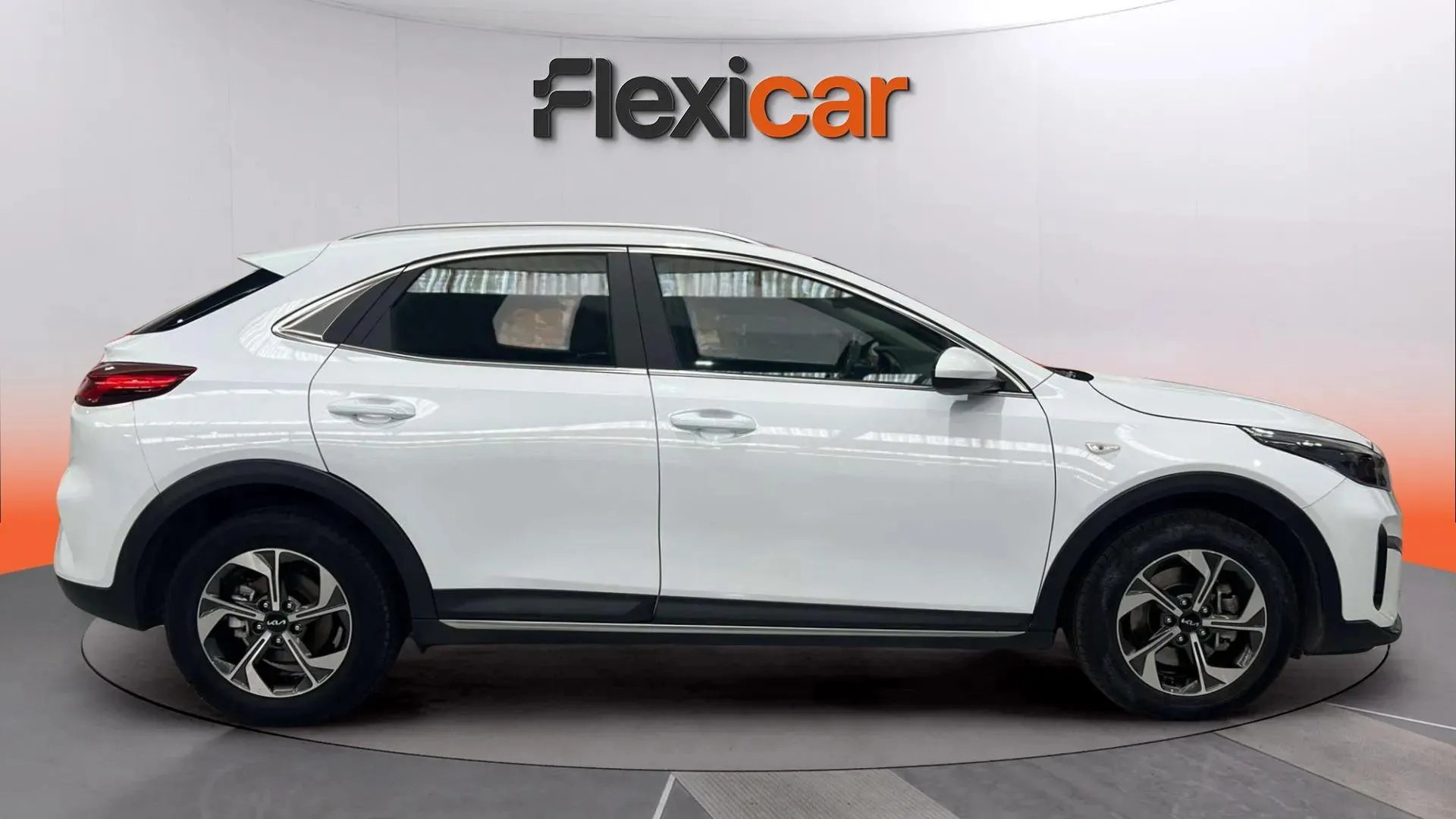 Kia XCeed 1.0 T-GDi Concept - foto 6