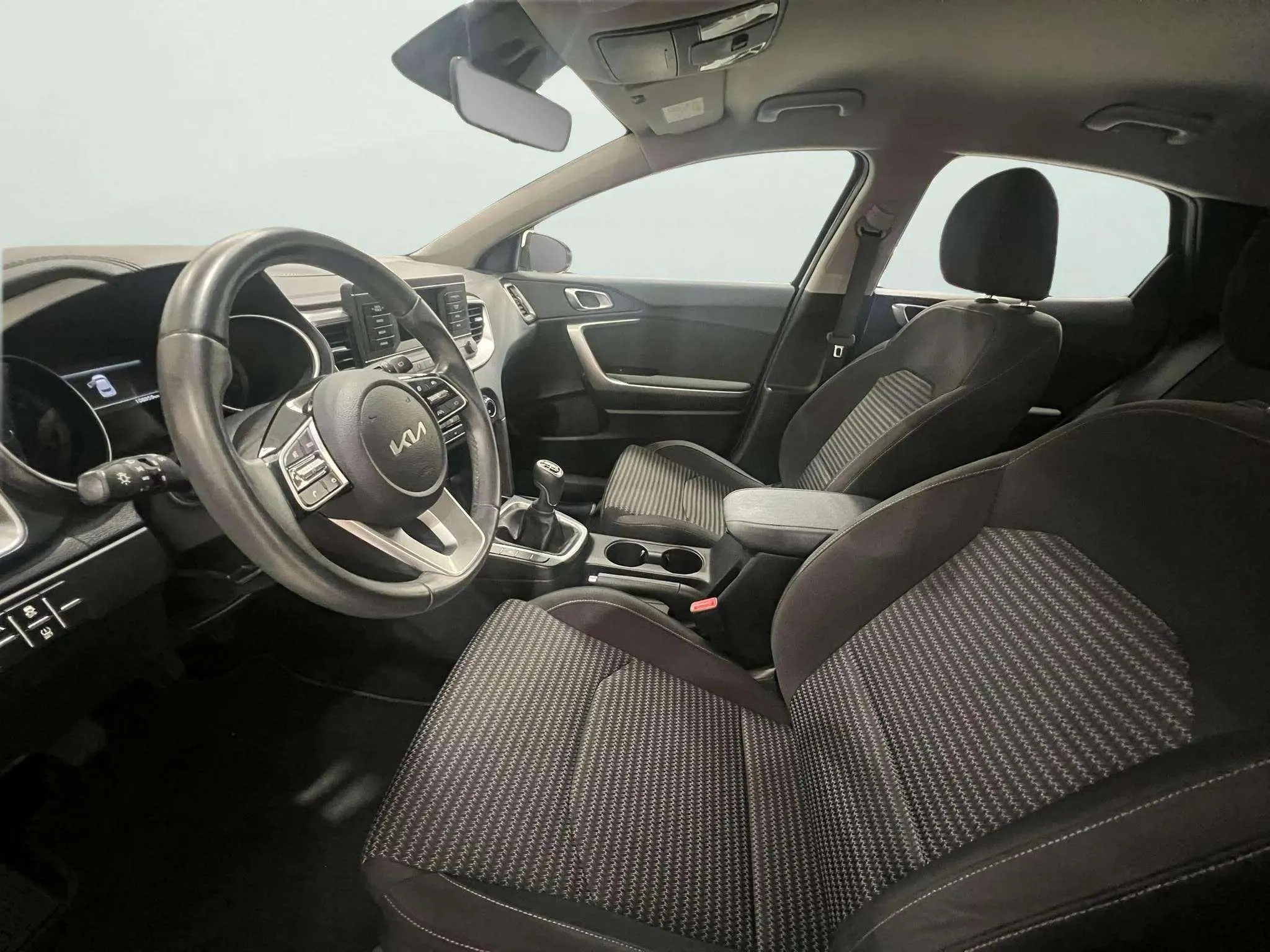 Kia XCeed 1.0 T-GDi Concept - foto 11