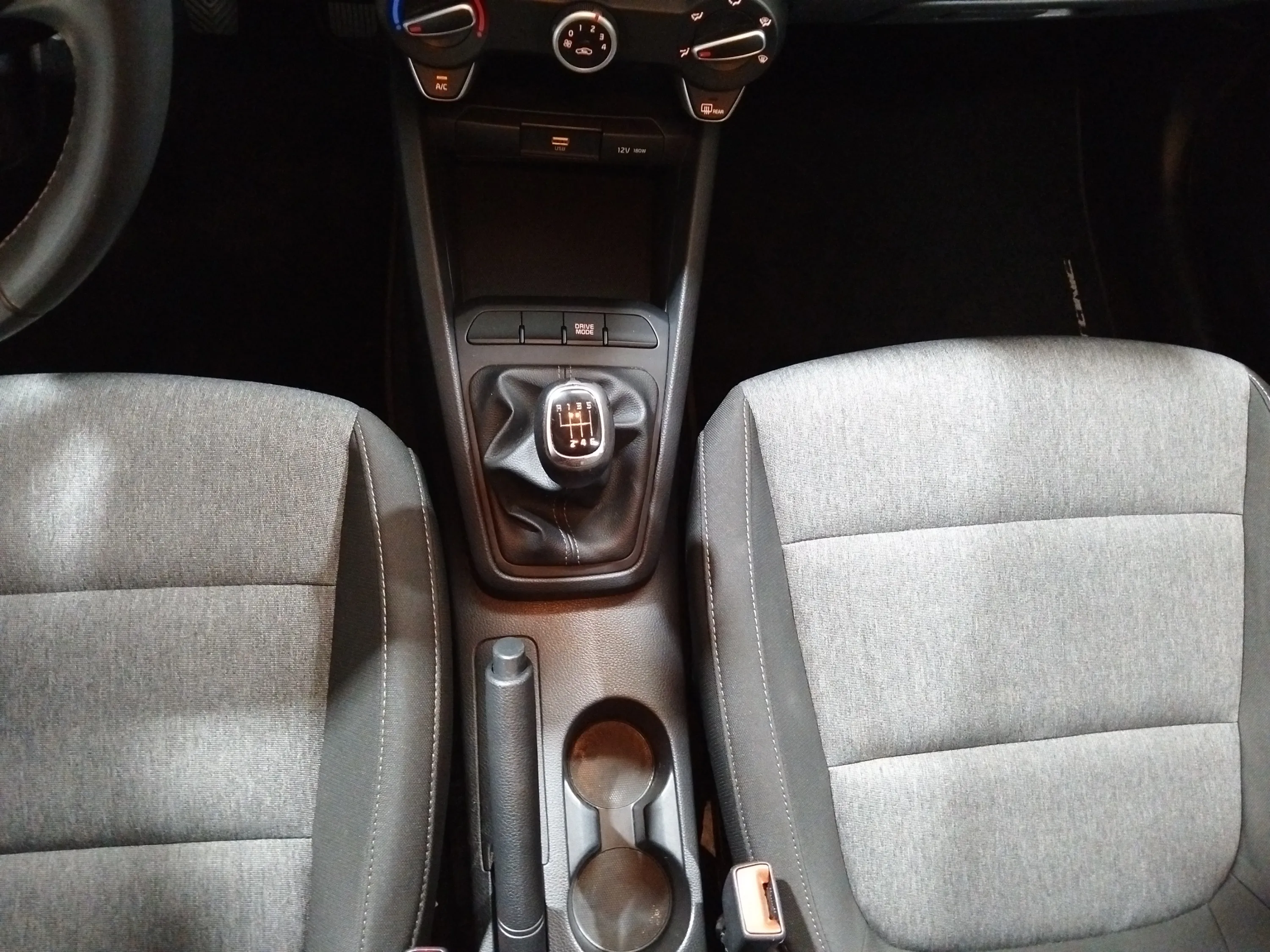 Kia Stonic 1.0 T-GDi MHEV iMT Drive - foto 24