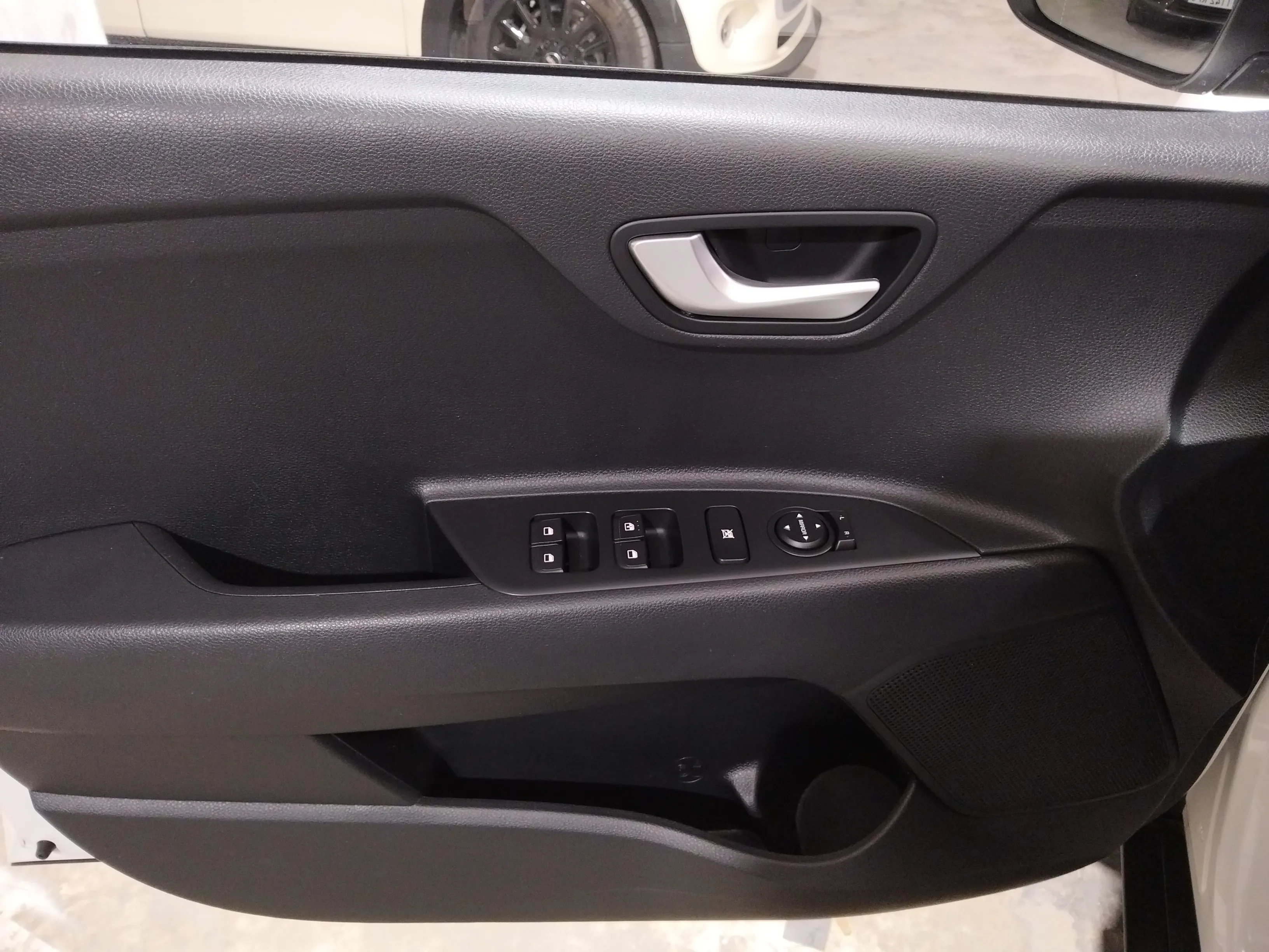 Kia Stonic 1.0 T-GDi MHEV iMT Drive - foto 19