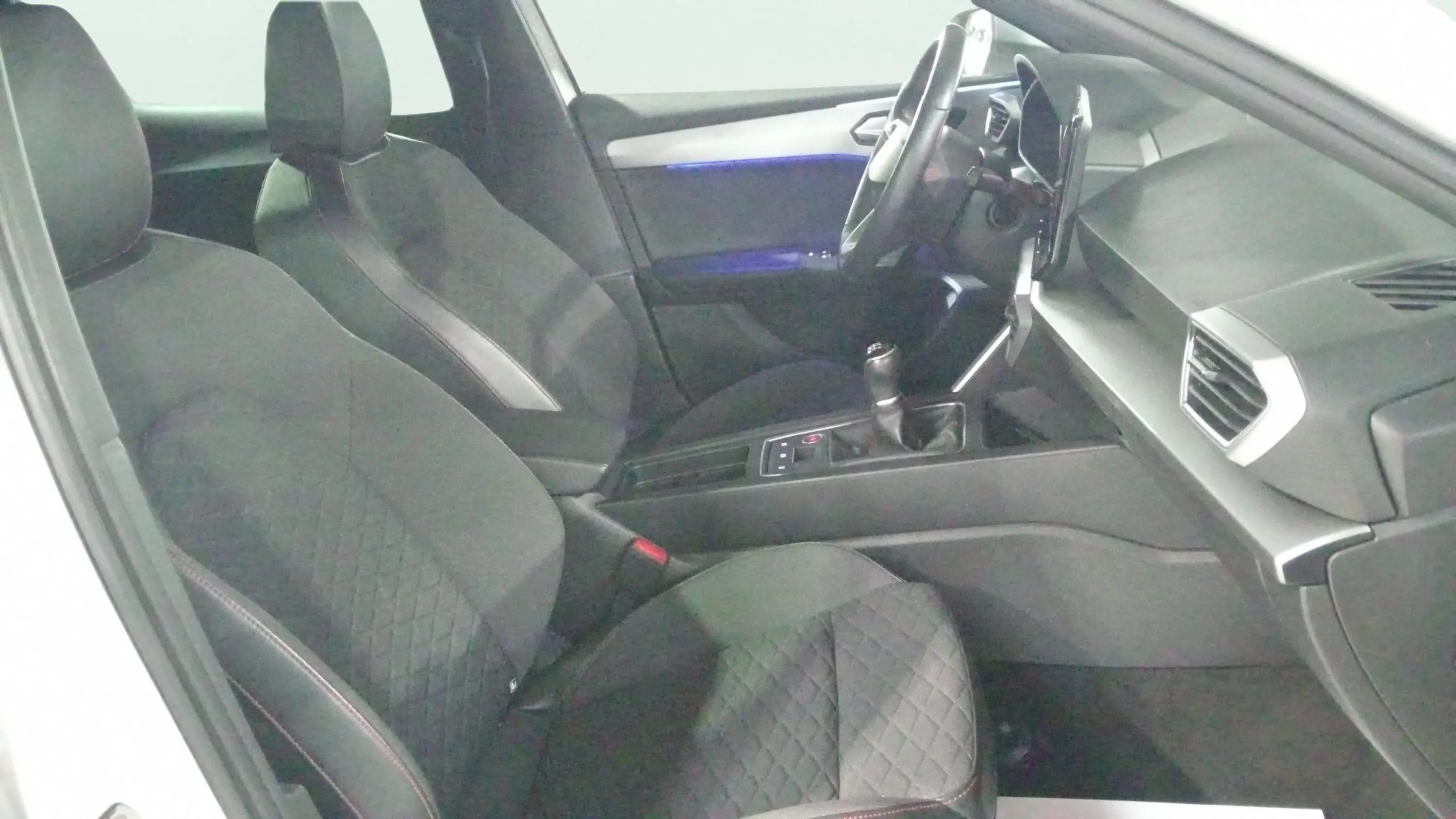 SEAT León 1.0 TSI FR 25 Aniversario - foto 10