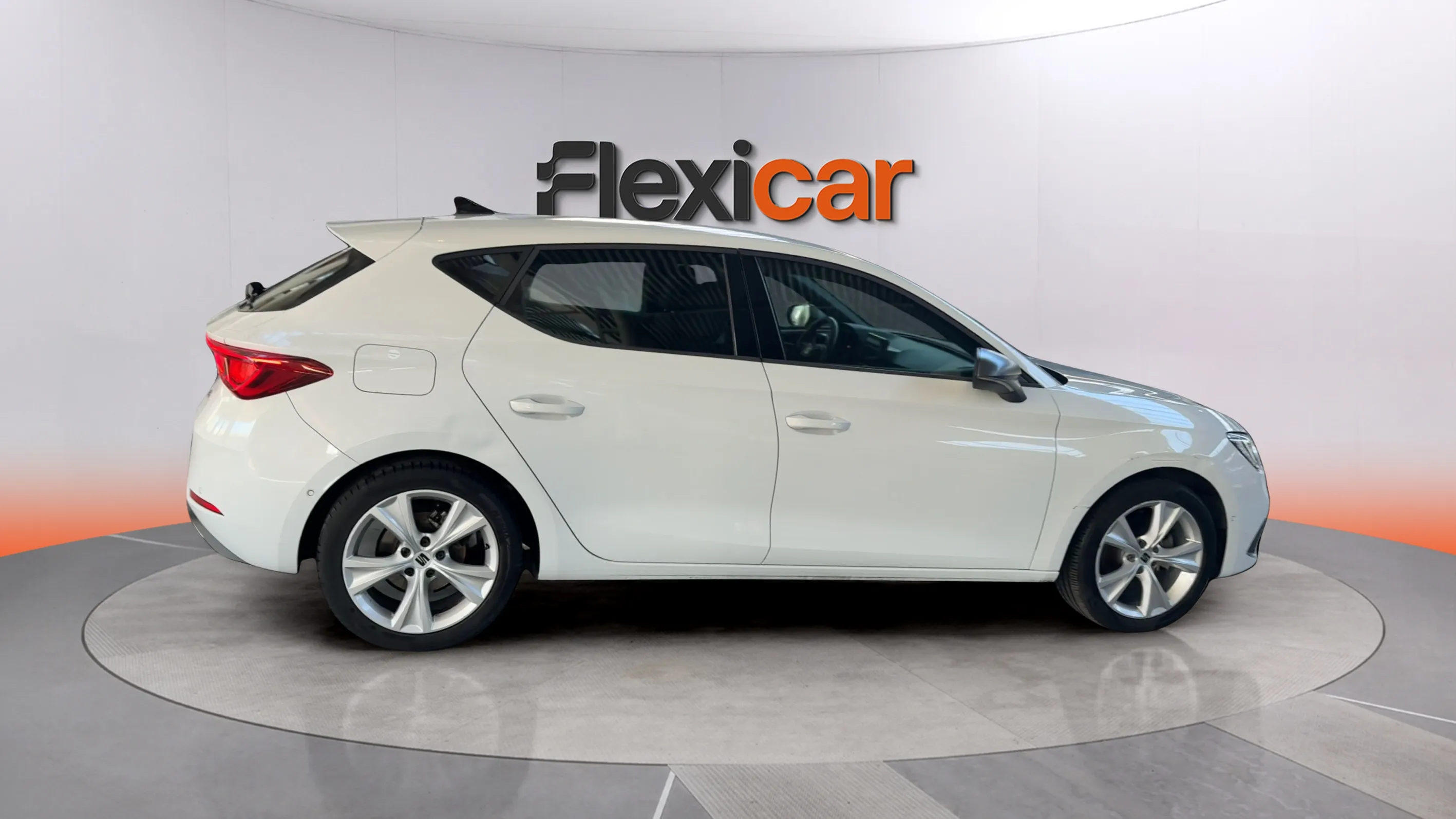 SEAT León 1.0 TSI FR 25 Aniversario - foto 8