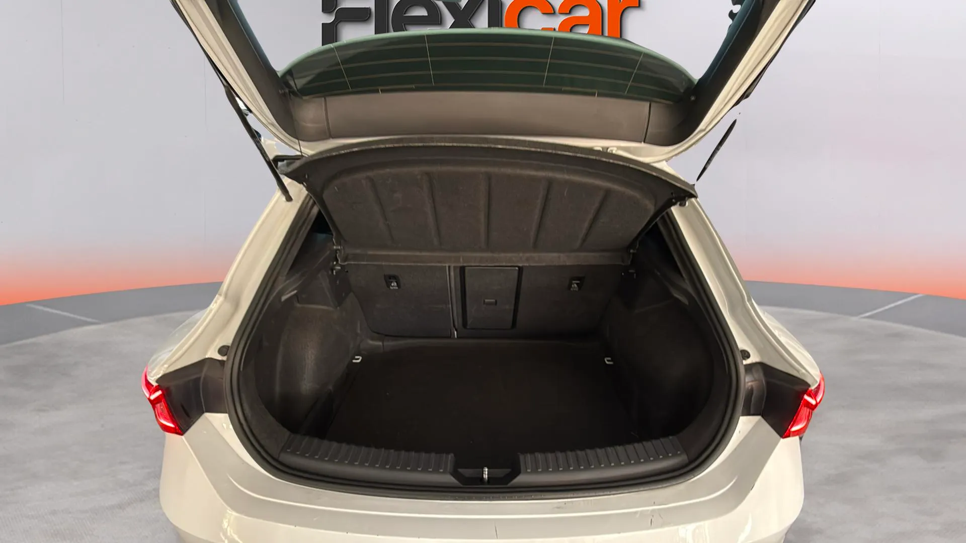 SEAT León 1.0 TSI FR 25 Aniversario - foto 9