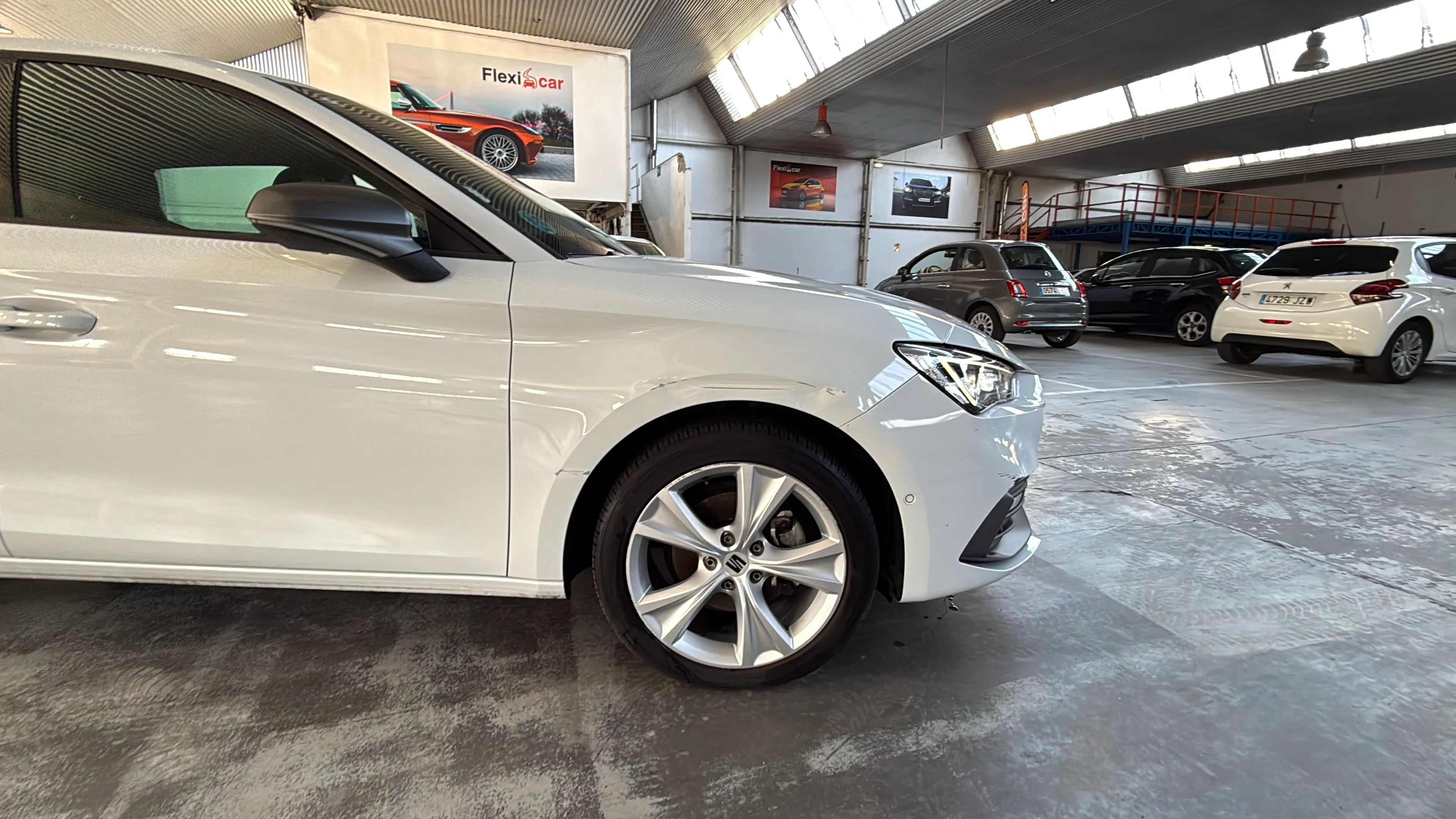 SEAT León 1.0 TSI FR 25 Aniversario - foto 32