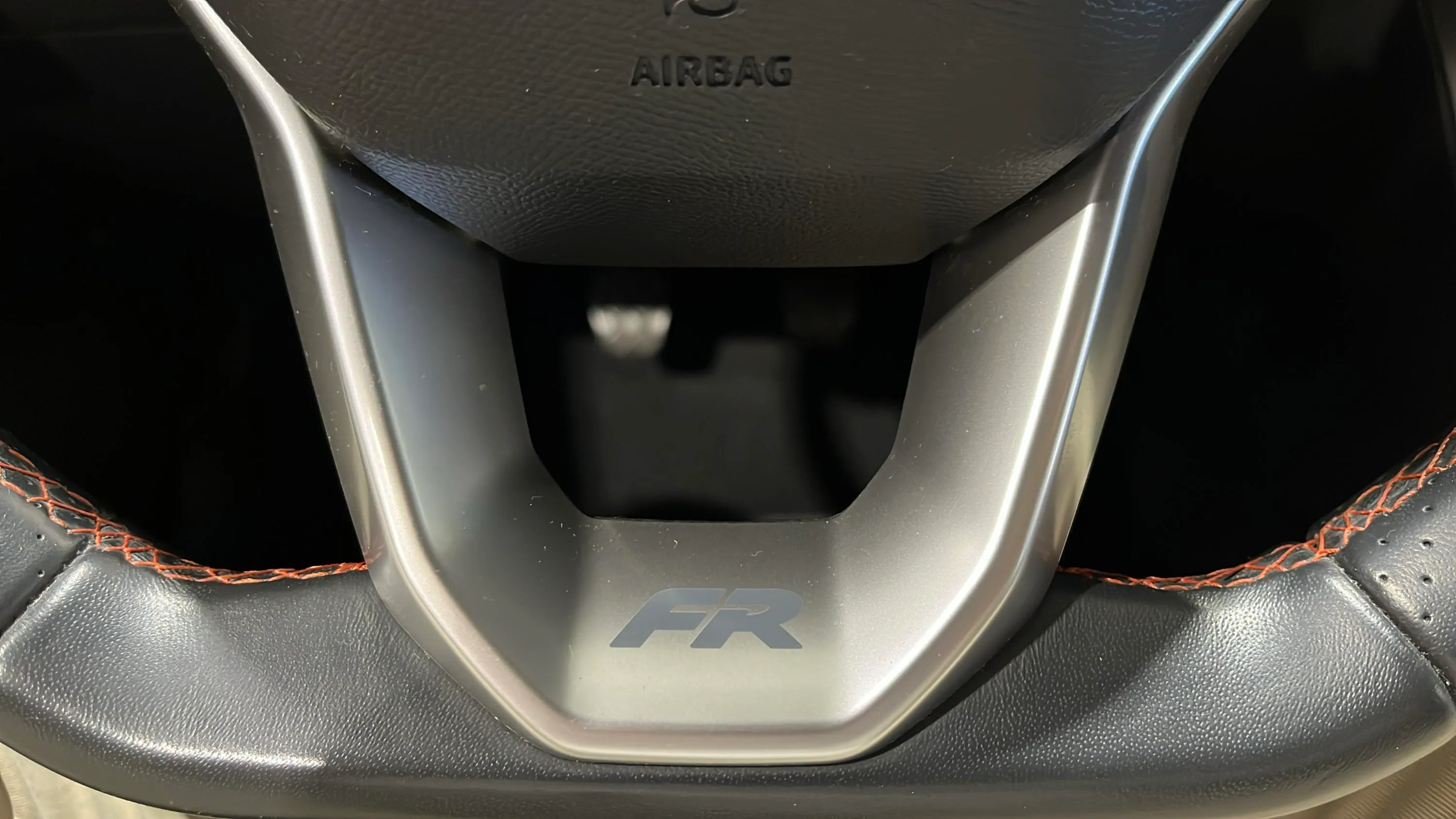 SEAT León 1.0 TSI FR 25 Aniversario - foto 18