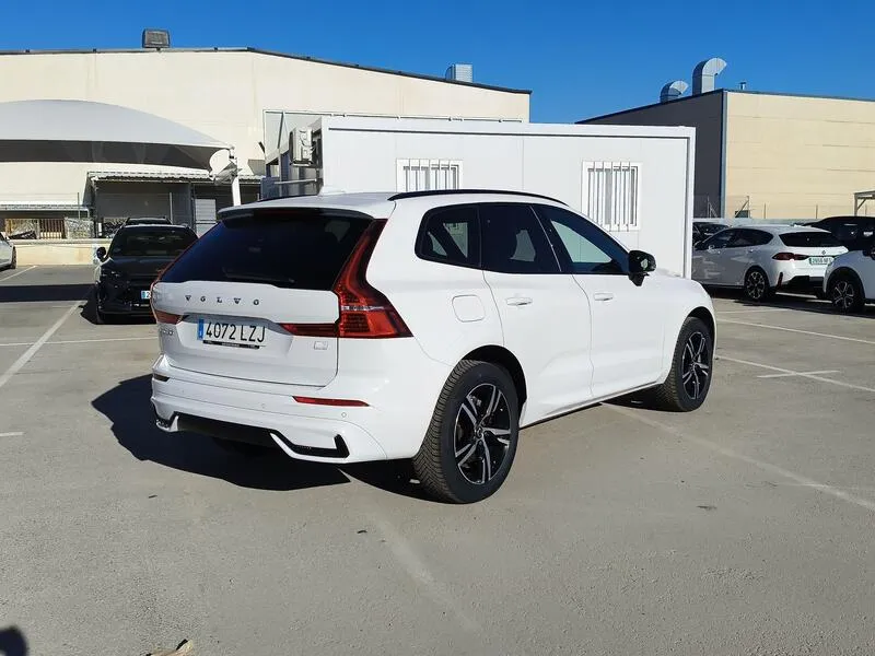 Volvo XC60 2.0 T6 AWD Recharge R-Design - foto 6