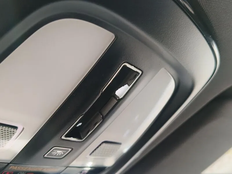 Volvo XC60 2.0 T6 AWD Recharge R-Design - foto 24