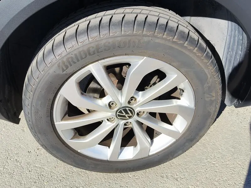 Volkswagen T-Roc Life 1.0 TSI - foto 40