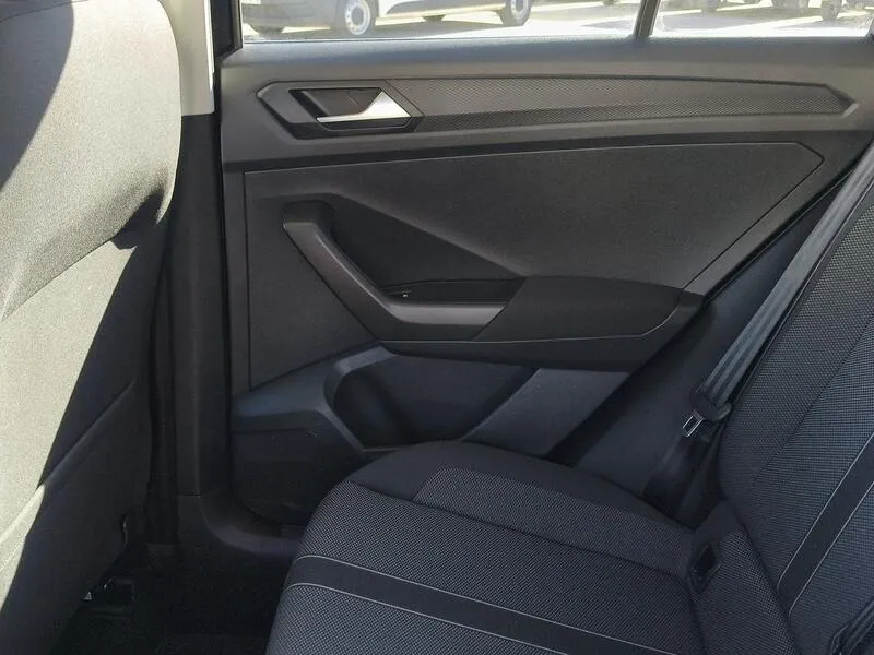 Volkswagen T-Roc Life 1.0 TSI - foto 31