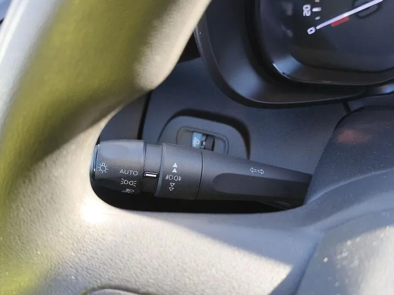 Citroën Berlingo BlueHDi 100 Club - foto 23