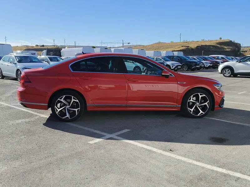 Volkswagen Passat R-Line 2.0 TDI - foto 7
