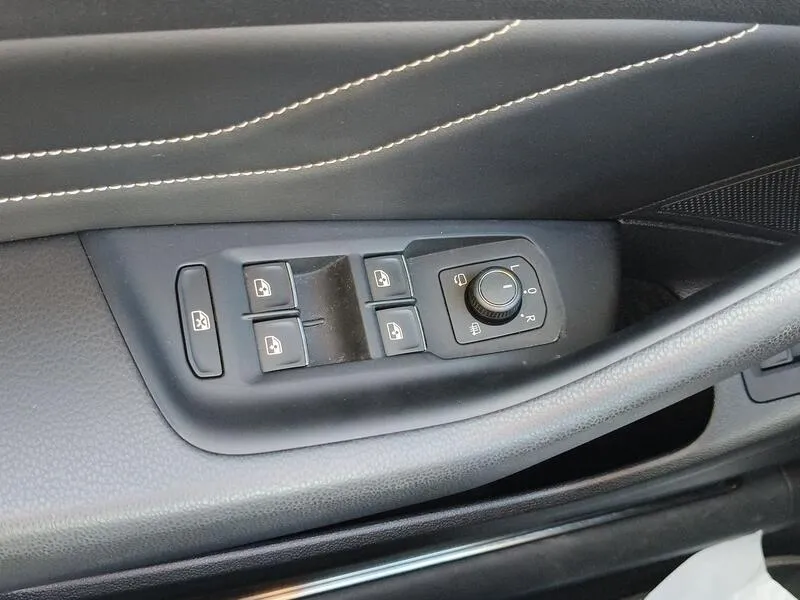 Volkswagen Passat R-Line 2.0 TDI - foto 30