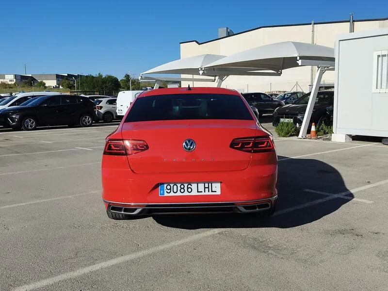 Volkswagen Passat R-Line 2.0 TDI - foto 5