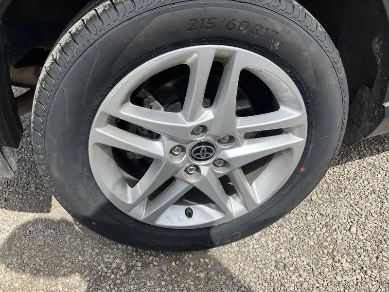 Toyota C-HR 1.8 125H Active - foto 36