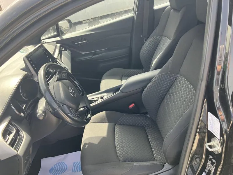 Toyota C-HR 1.8 125H Active - foto 22