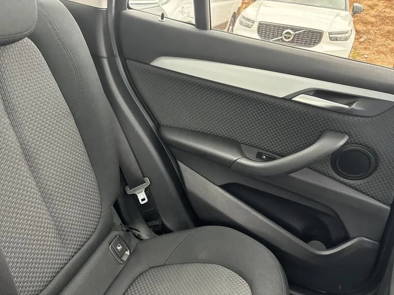 BMW X1 sDrive18i - foto 29
