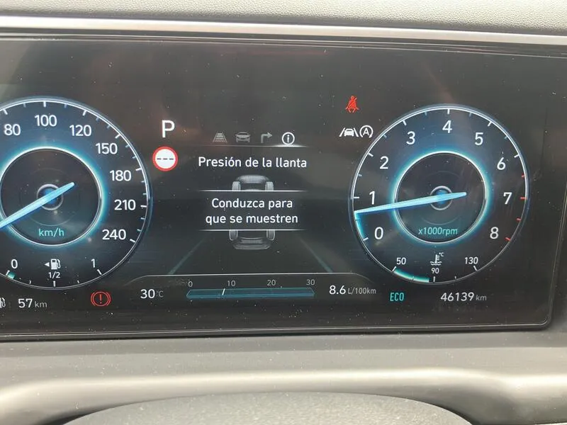 Hyundai Tucson 1.6 T-GDi 48V Tecno Sky - foto 38