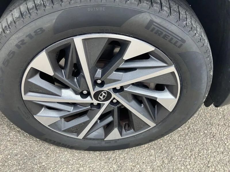 Hyundai Tucson 1.6 T-GDi 48V Tecno Sky - foto 31