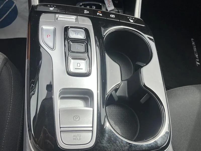 Hyundai Tucson 1.6 T-GDi 48V Tecno Sky - foto 39