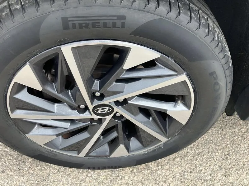 Hyundai Tucson 1.6 T-GDi 48V Tecno Sky - foto 30