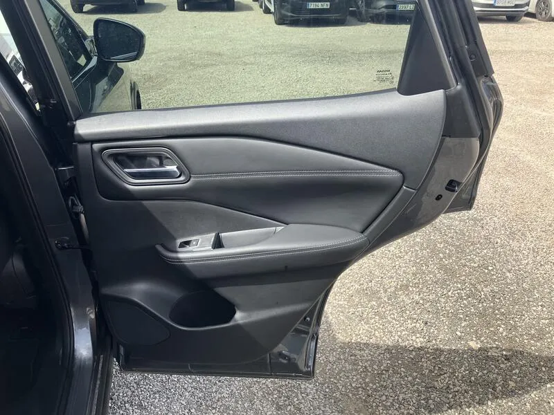 Nissan Qashqai DIG-T mHEV Xtronic N-GO - foto 18