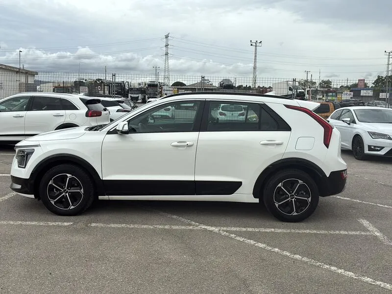 Kia Niro 1.6 GDi HEV Drive - foto 3