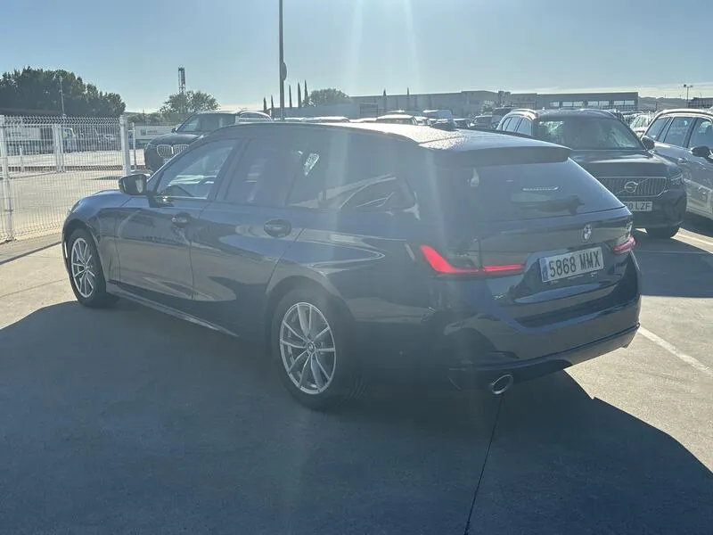 BMW Serie 3 Touring 320d 2.0 - foto 4