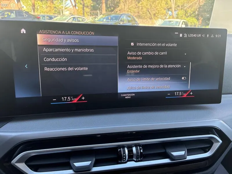 BMW Serie 3 Touring 320d 2.0 - foto 40