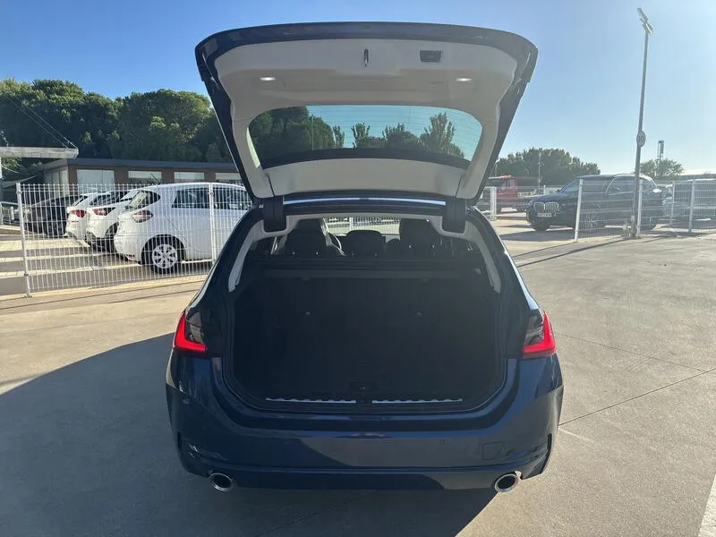 BMW Serie 3 Touring 320d 2.0 - foto 18