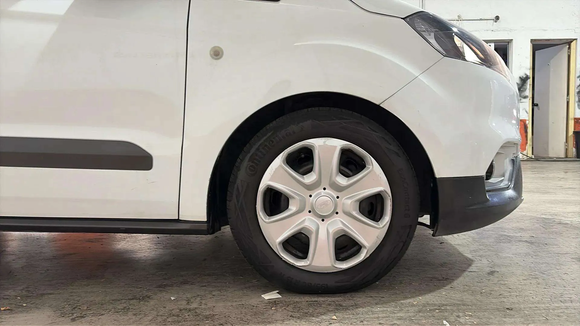 Ford Transit Furgoneta/Caja - foto 22