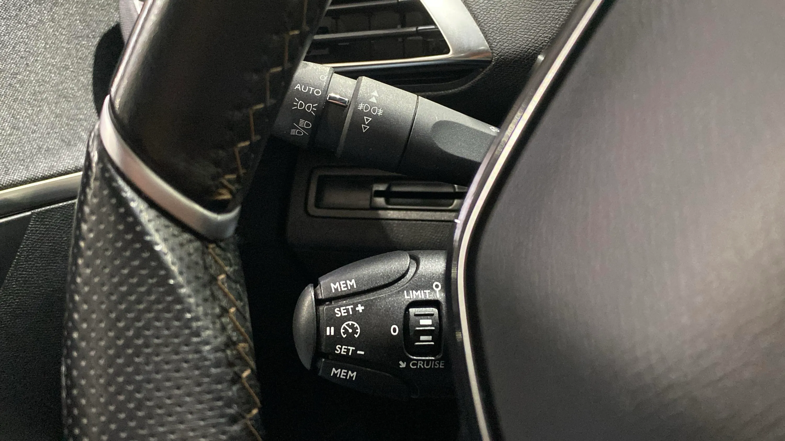 Peugeot 5008 Active 1.2L PureTech - foto 20
