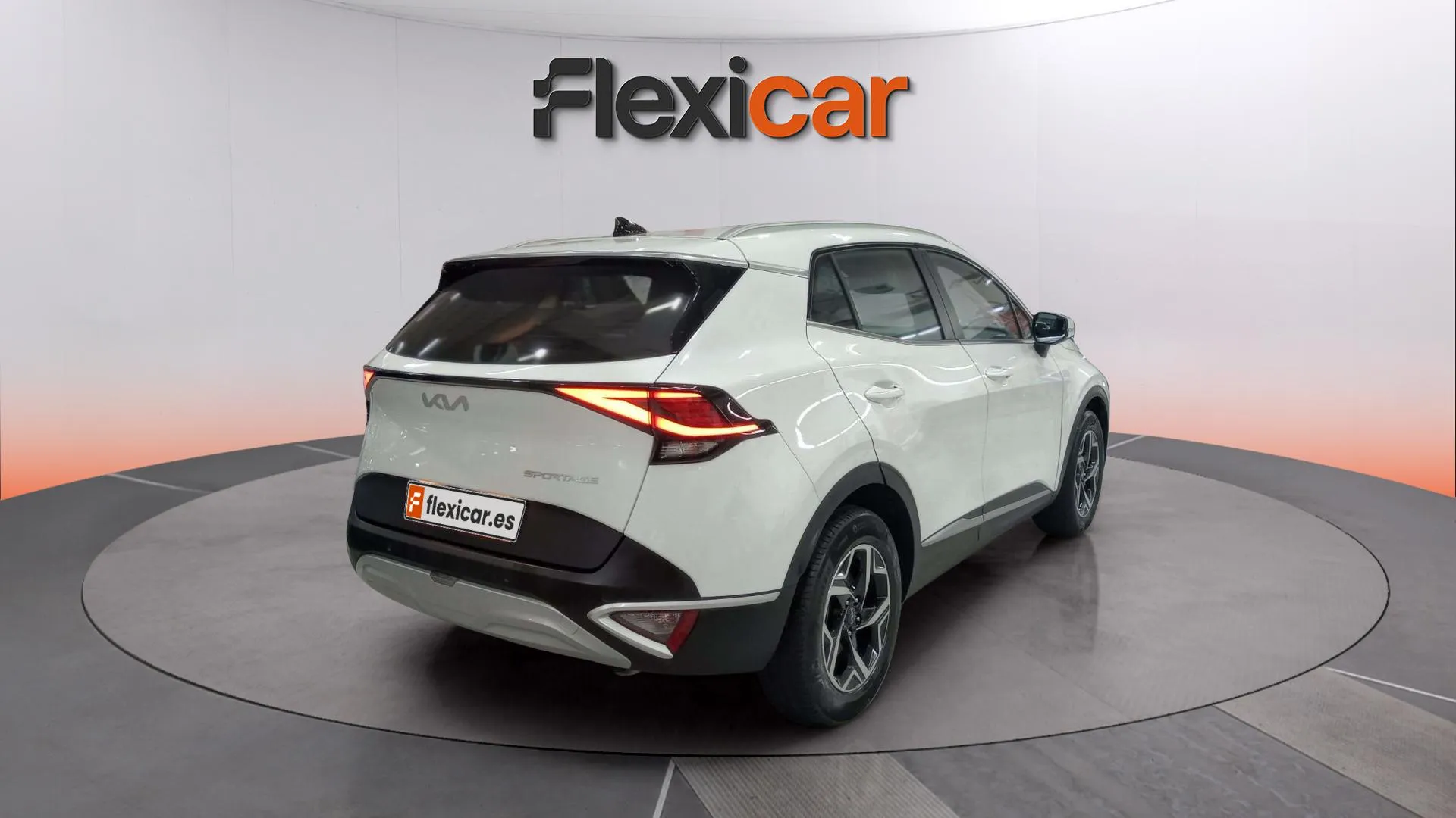 Kia Sportage 1.6 T-GDi MHEV Drive 4x2 - foto 6