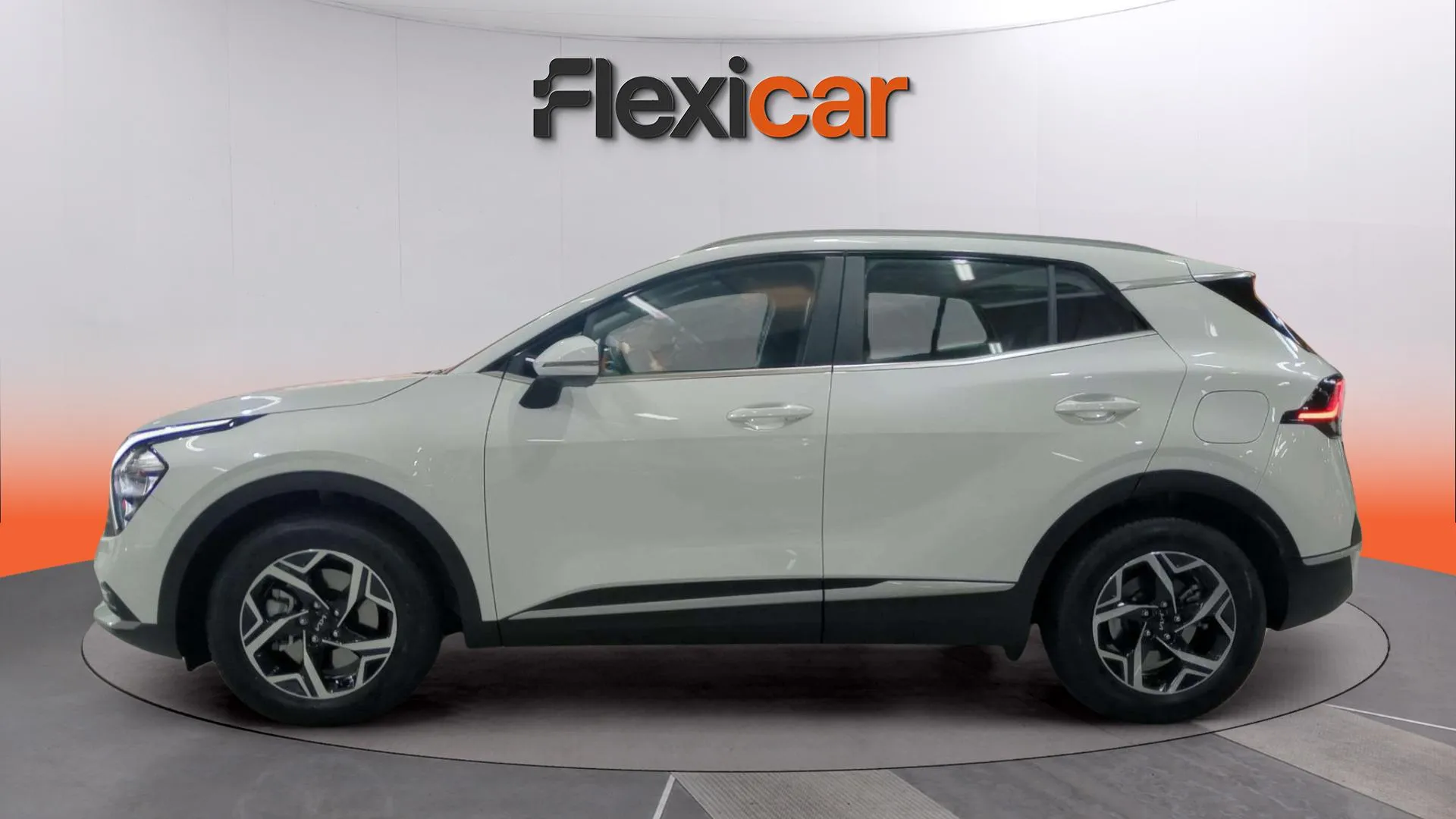 Kia Sportage 1.6 T-GDi MHEV Drive 4x2 - foto 3