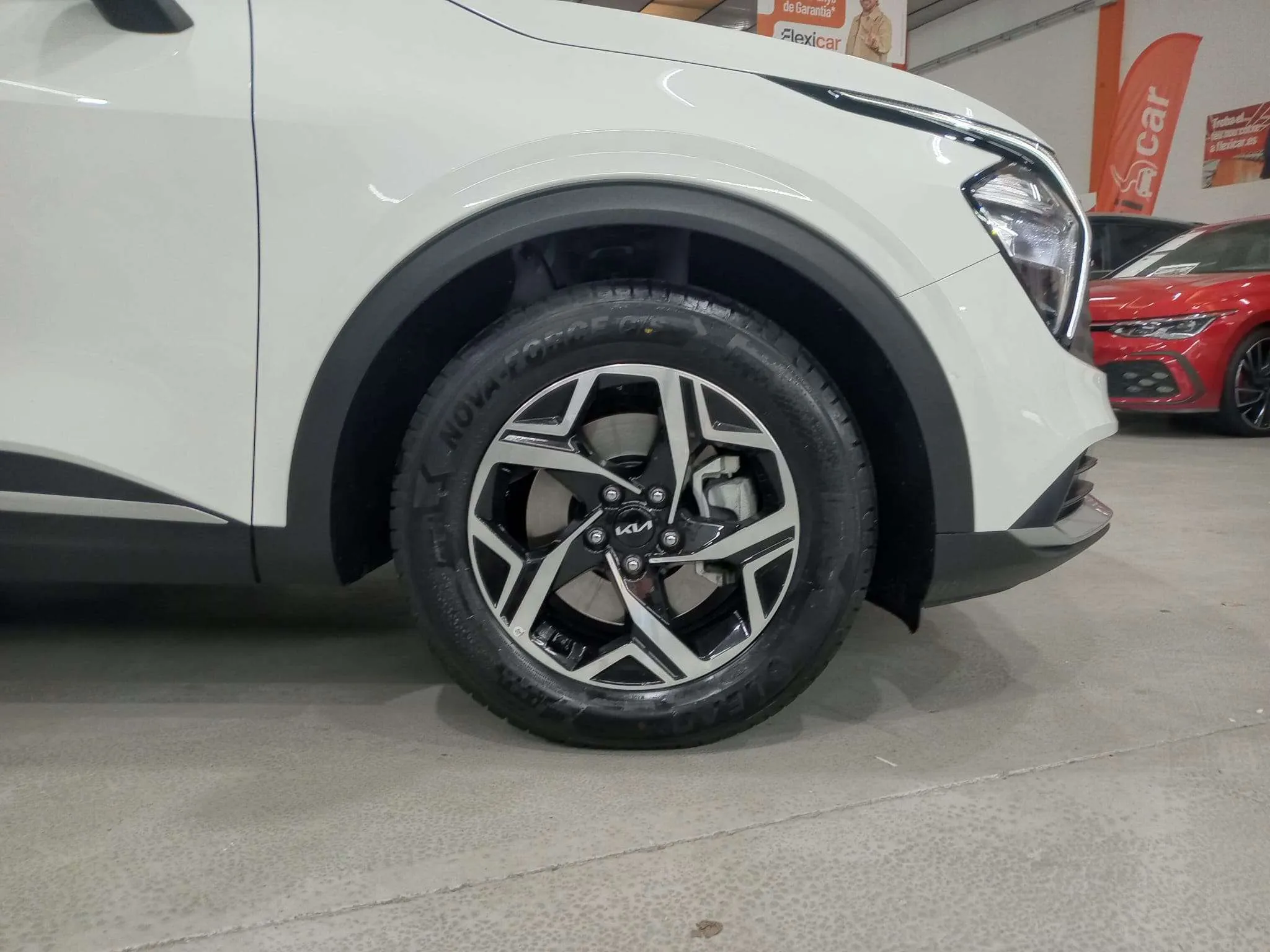 Kia Sportage 1.6 T-GDi MHEV Drive 4x2 - foto 9
