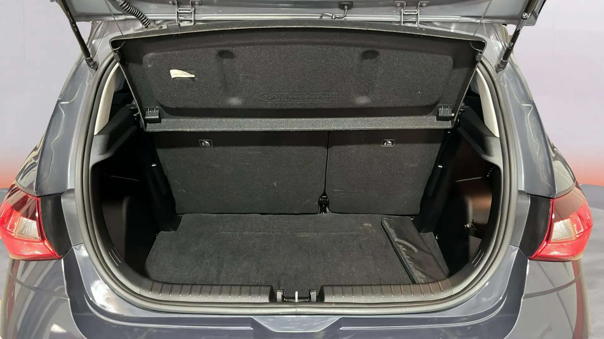 Hyundai i20 1.2 MPI Klass - foto 27