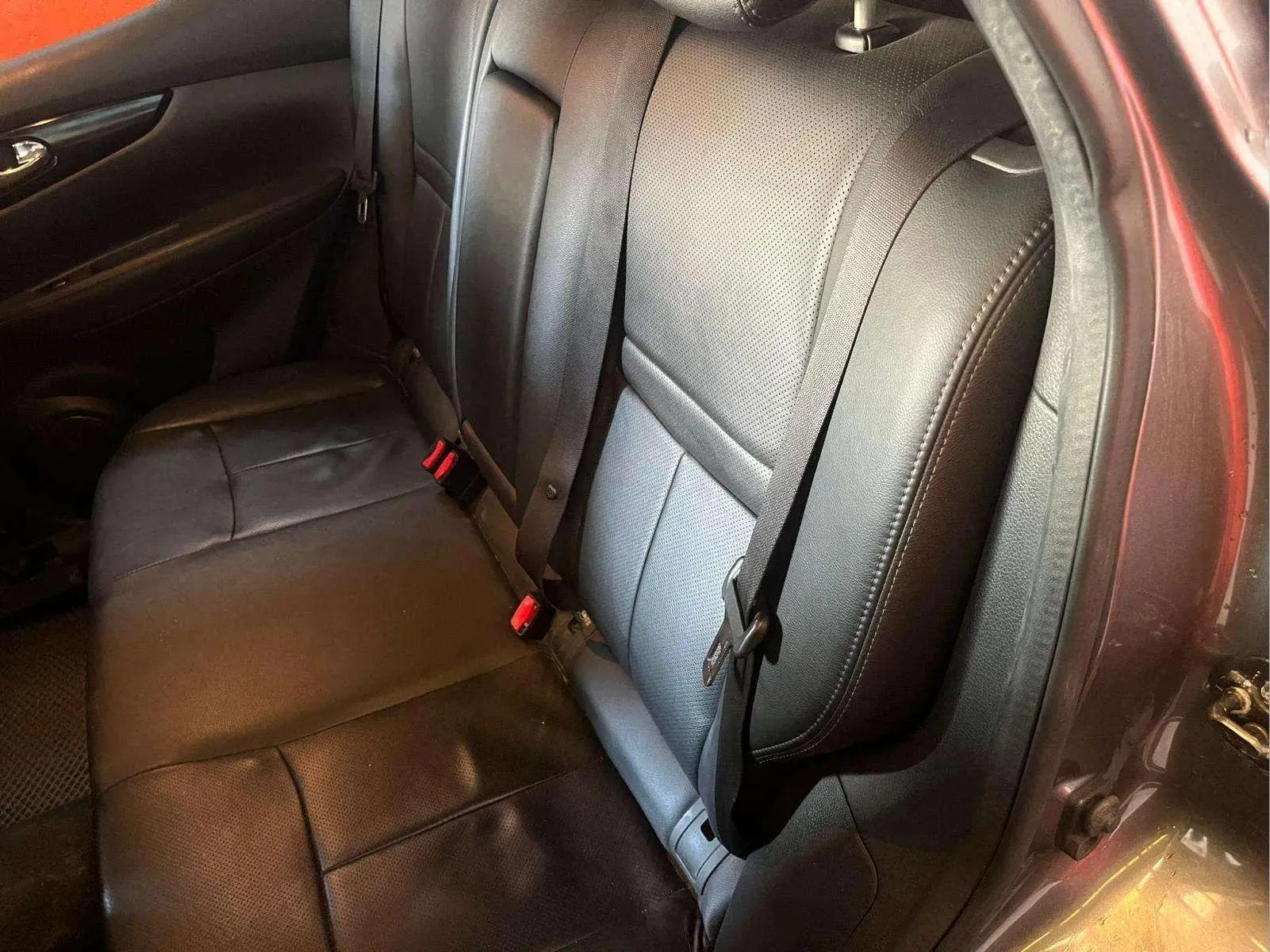 Nissan Qashqai 1.6 dCi Xtronic Tekna Piel - foto 8