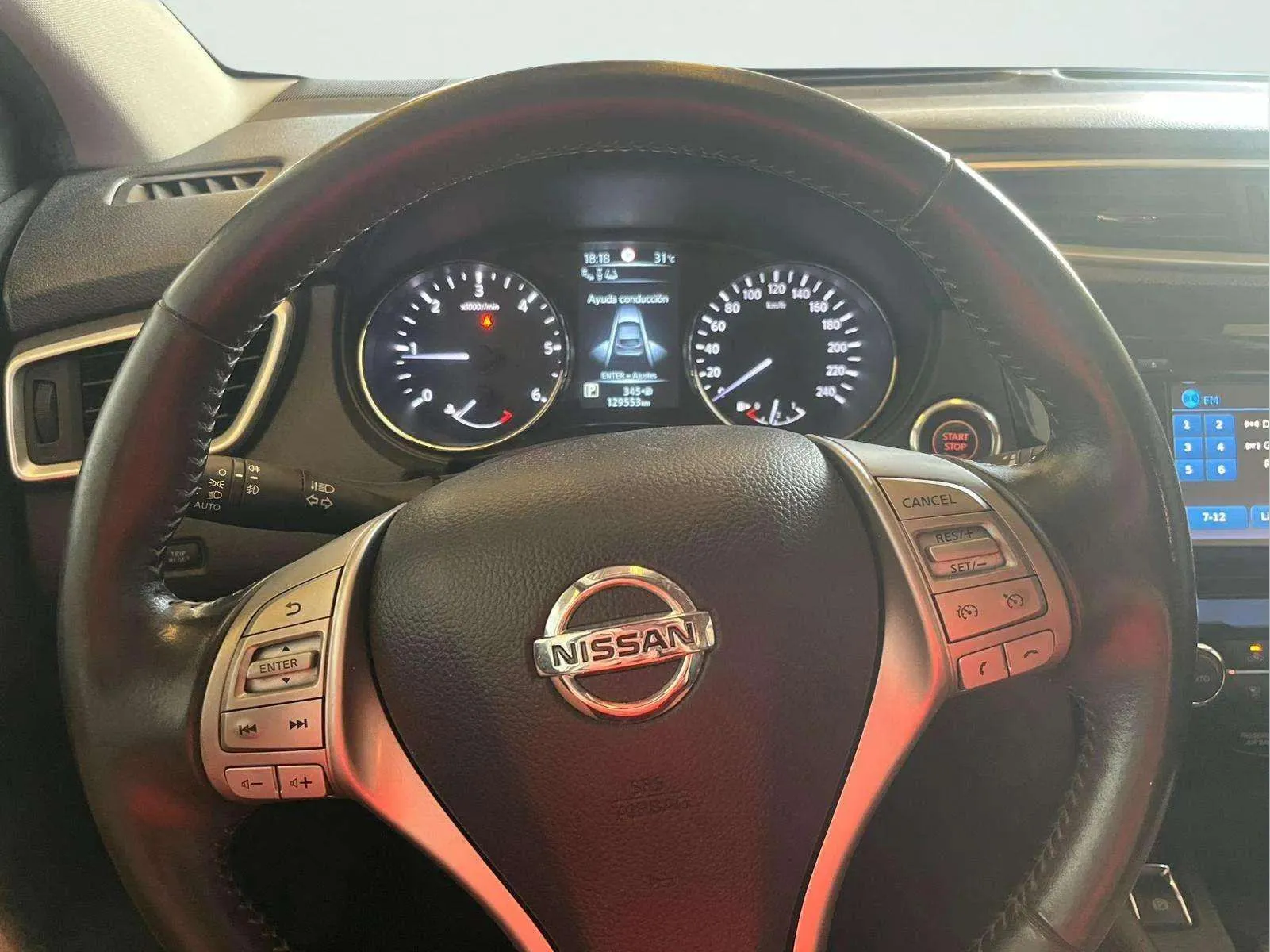 Nissan Qashqai 1.6 dCi Xtronic Tekna Piel - foto 7