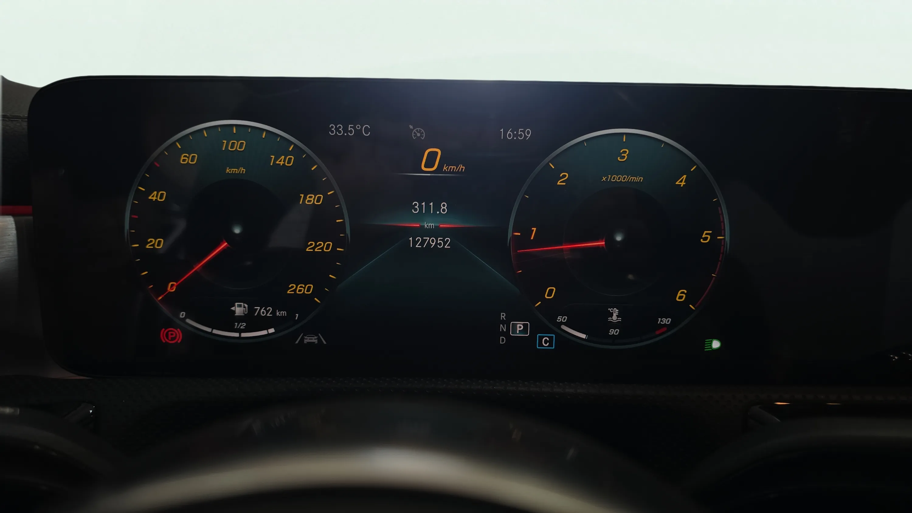 Mercedes-Benz CLA 200 D DCT - foto 13