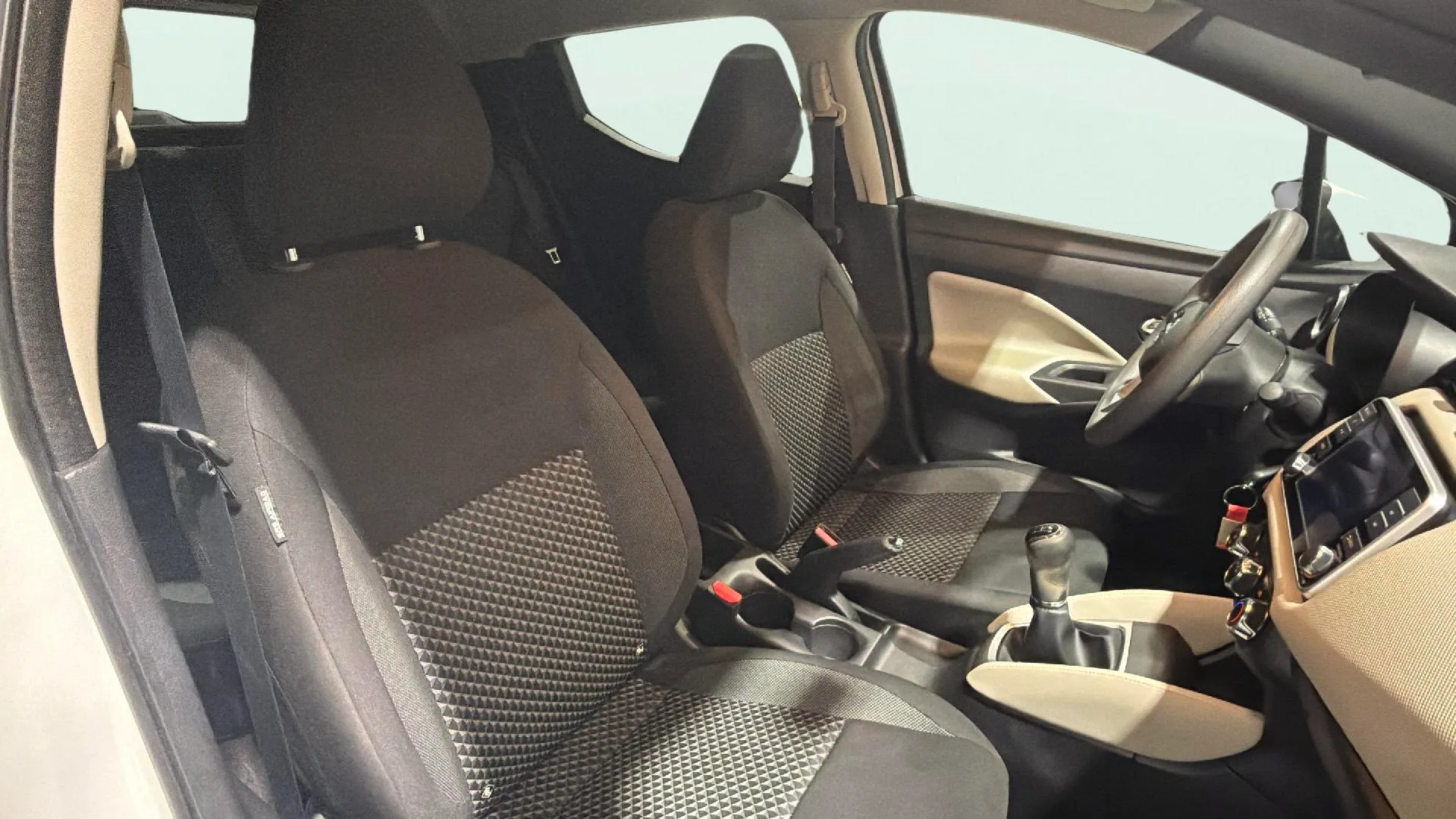 Nissan Micra IG-T E6D N-Connecta - foto 15