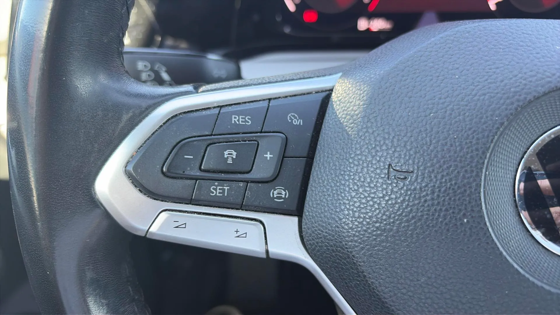 Volkswagen Golf 2.0 TDI - foto 16