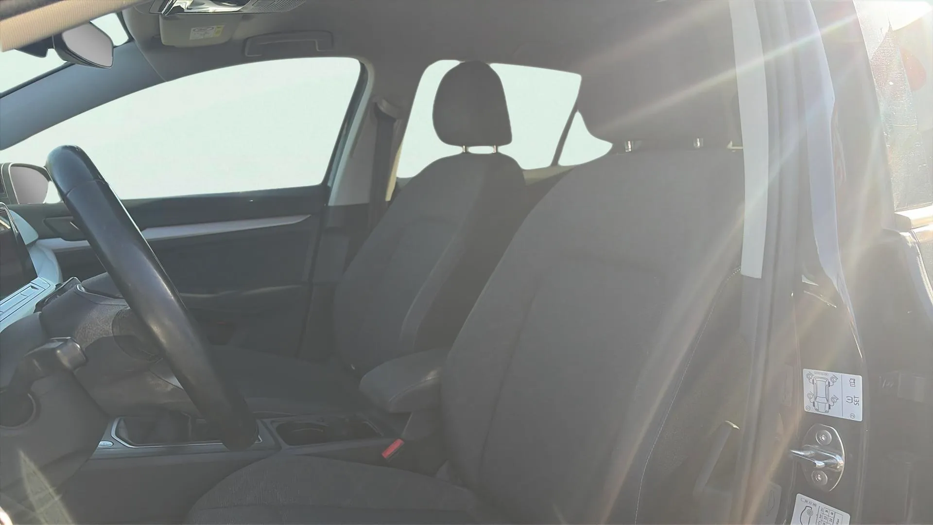 Volkswagen Golf 2.0 TDI - foto 11
