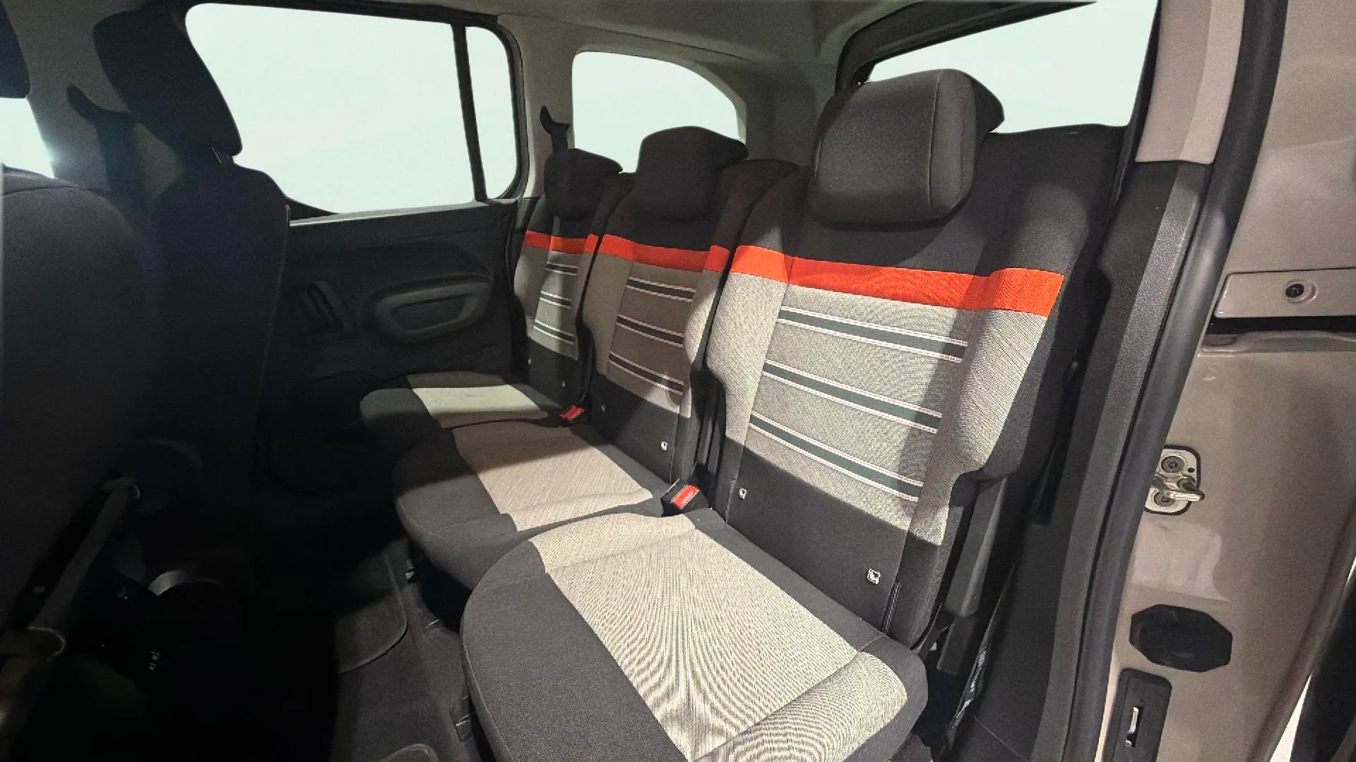 Citroën Berlingo Talla XL BlueHDi 100 Feel - foto 17