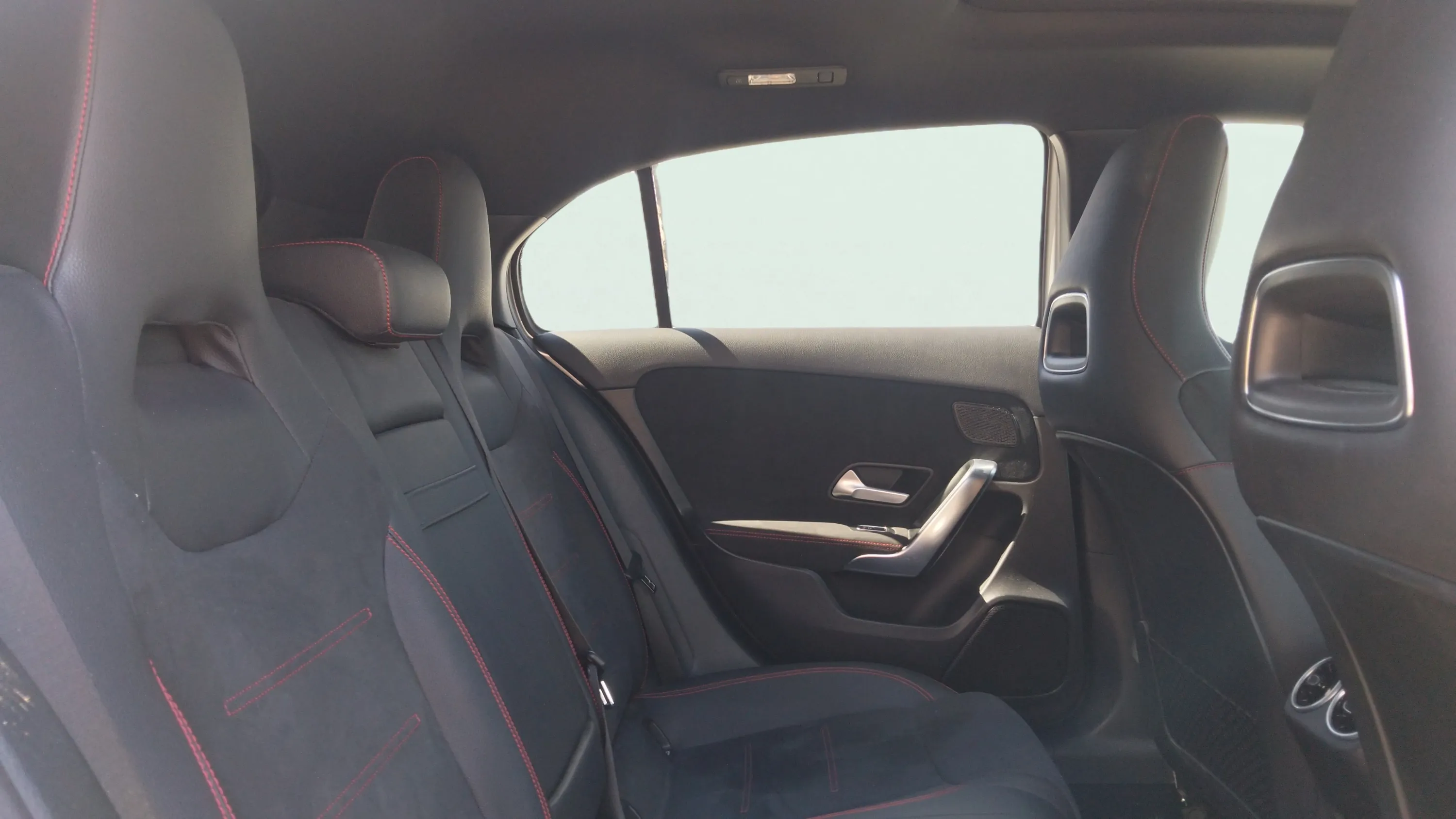 Mercedes-Benz Clase A Sedán A 200 - foto 13
