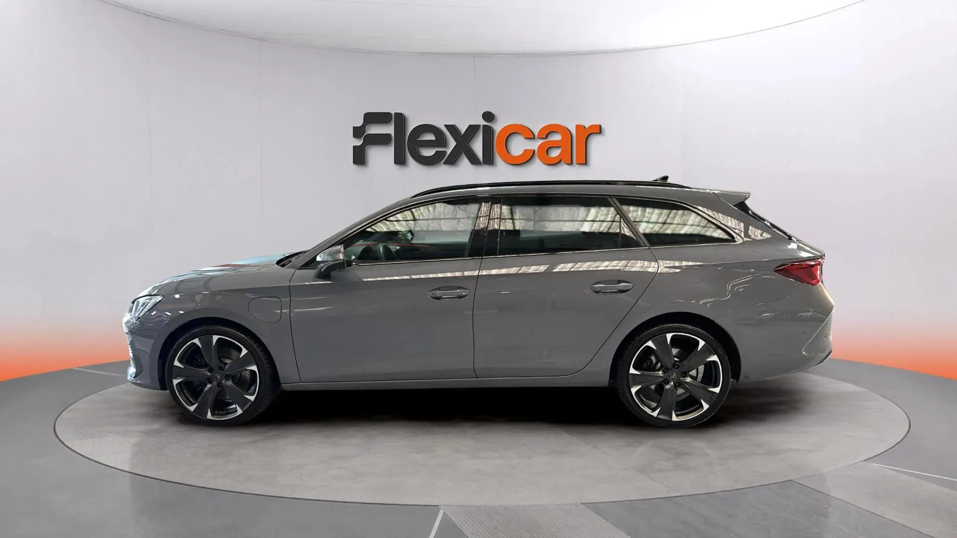 Cupra León SP 1.4 e-Hybrid DSG - foto 4