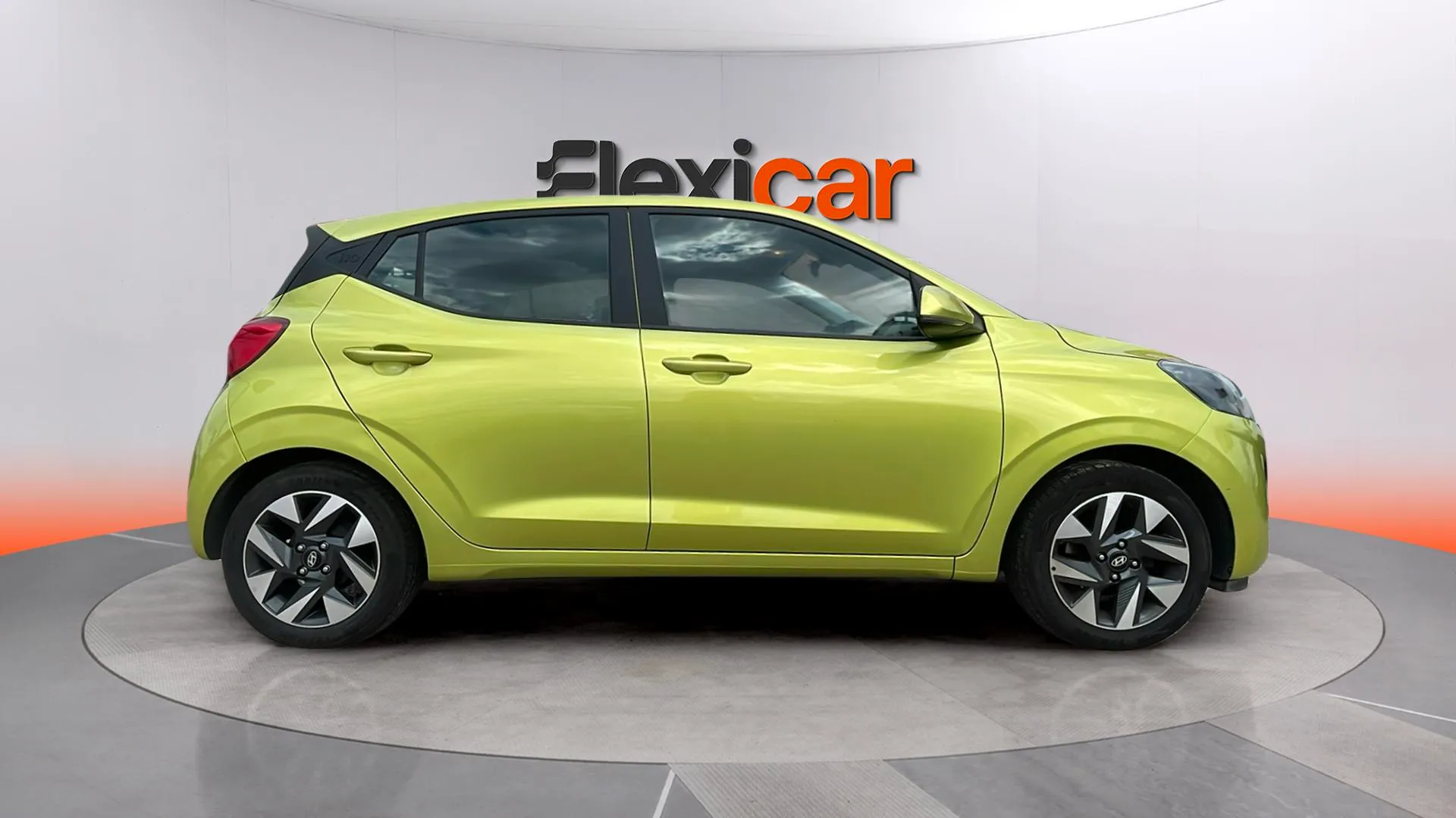 Hyundai i10 1.0 Klass - foto 8